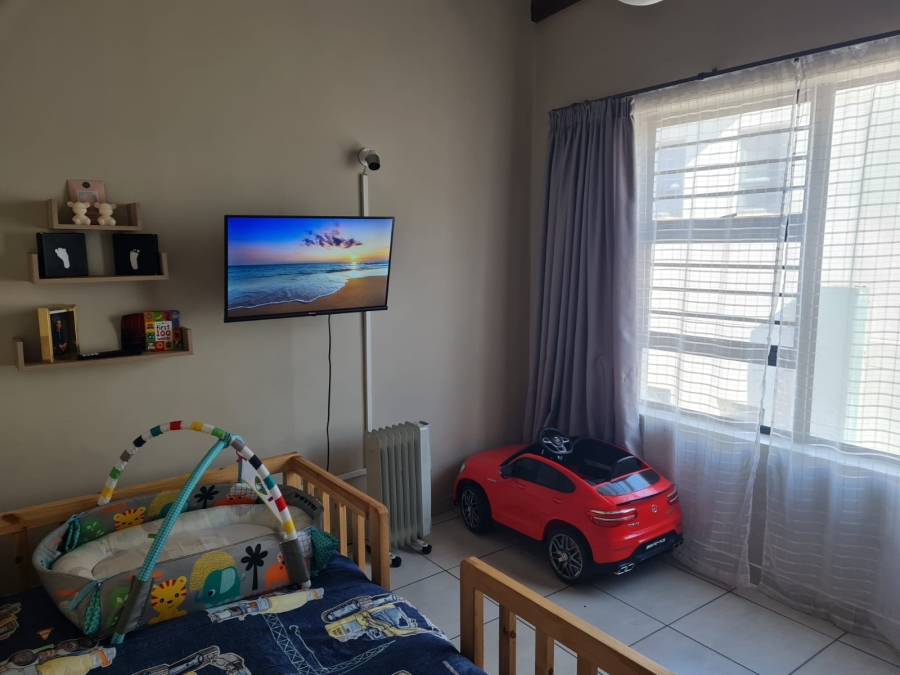3 Bedroom Property for Sale in Waterkloof East North West
